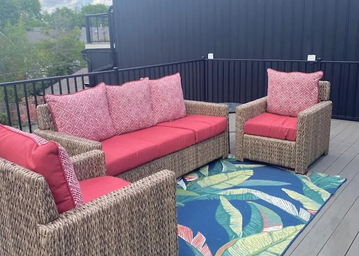 New Luxe Reno Hot Tub N Roof Terrace Columbus